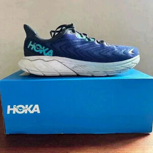 Men’s Size 12 - Hoka One One Arahi 6 Outer Space